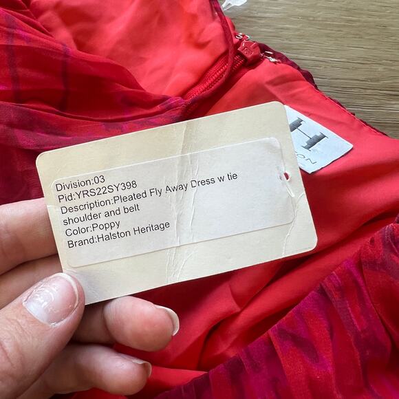 HALSTON HERITAGE Women’s Spaghetti Tie Strap Pleated Dress Size 4 In Poppy - Picture 7 of 8
